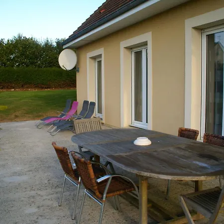 Dom wakacyjny Luxury In Normandy Near Sea Longues-sur-Mer